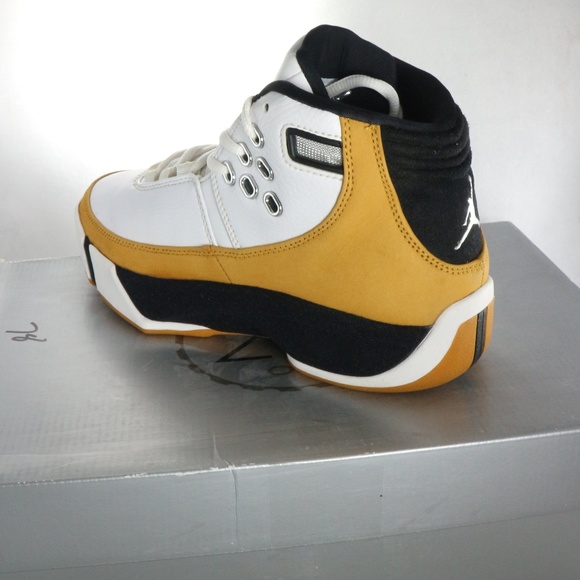 RARE AIR JORDAN Work'm White Chutney Tan Sneakers Sz 7 US Men - Picture 6 of 8